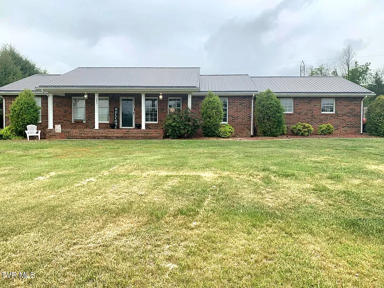 541 N Holston River Dr — Photo 2