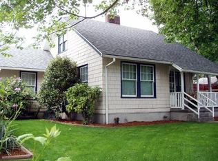 9015 SE Yamhill St, Portland, OR 97216