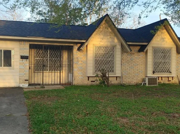 11007 Southview St, Houston, TX 77047