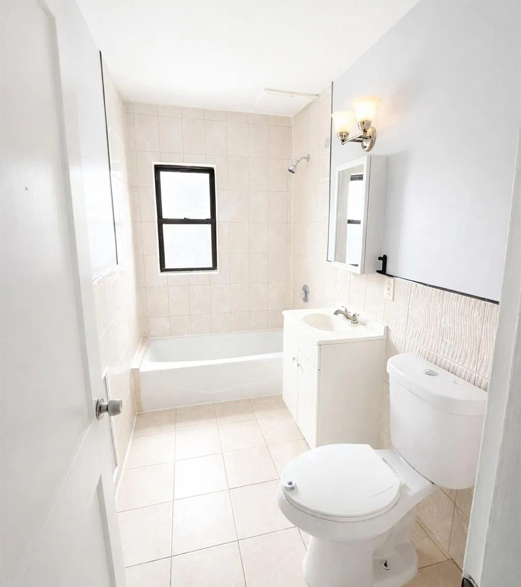 1 bed, 1.0 bath, 500 sqft, $2,450 — Photo 4