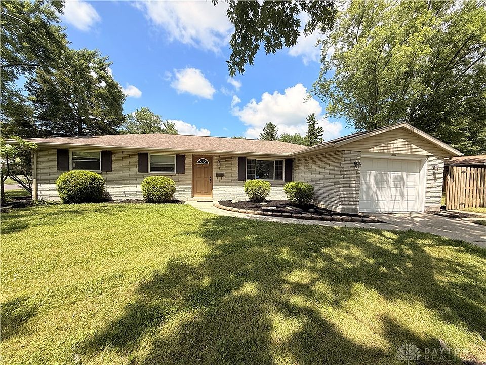 1st image of 1071 Romanus Dr