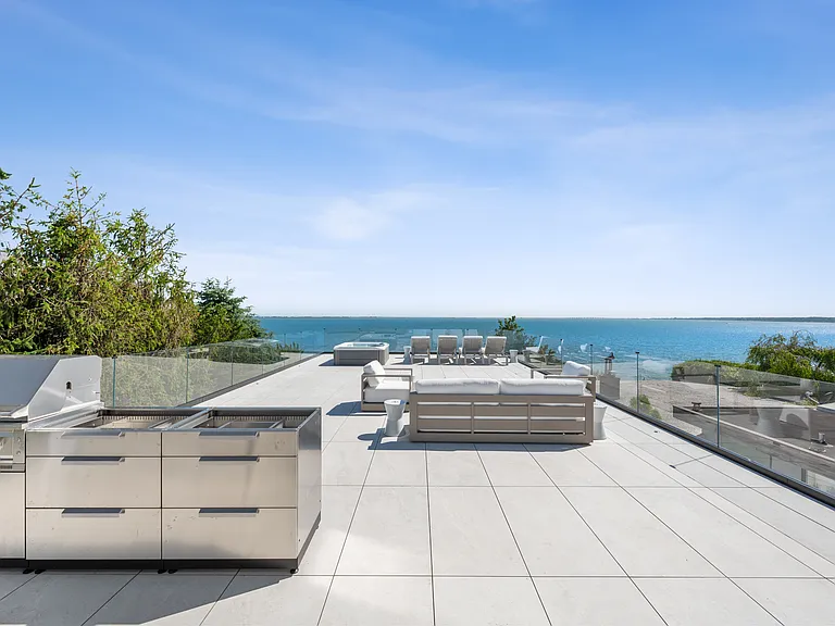 40 Oceanview Dr — Photo 26