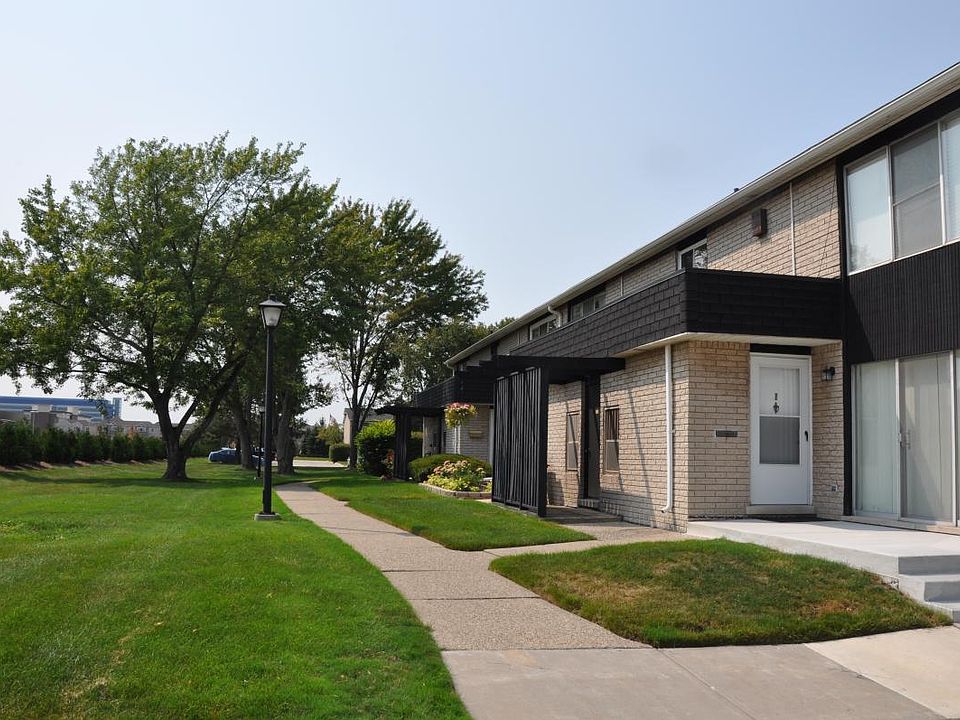 1st image of 30149 Lorraine Ave Unit 1