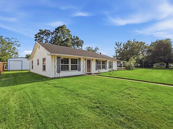2nd image of 510 Iowa St