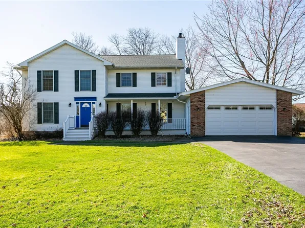 1 Ashwood Dr, Scottsville, NY 14546