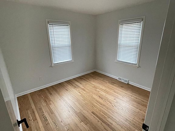 5th image of 37938 Lorie Blvd