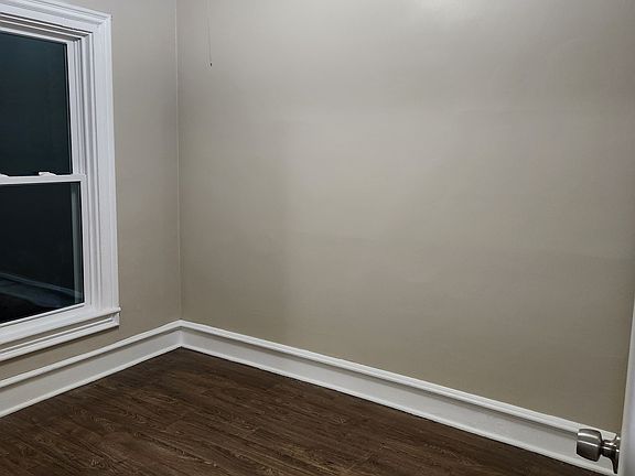 Extra room approx 9 x 8.