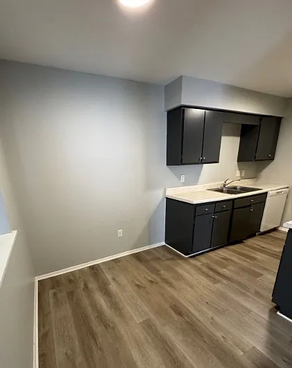 Quail Ridge Apartments — Photo 12