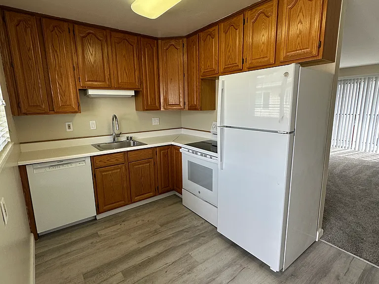 460 N Winchester Blvd #10 — Photo 3