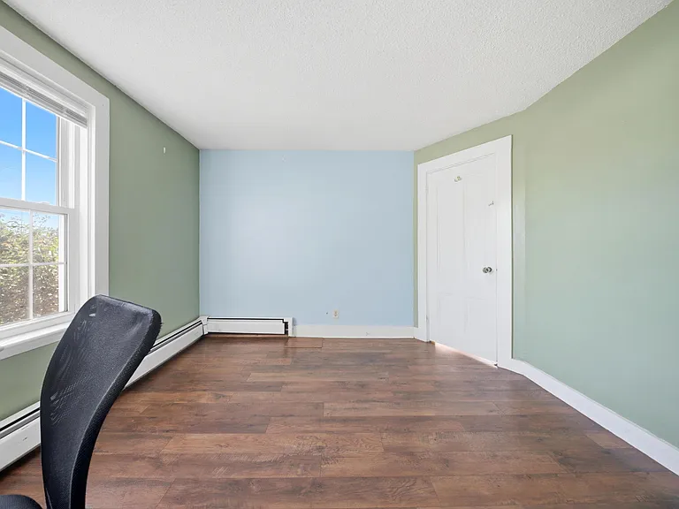 7 Wilson Ave — Photo 17