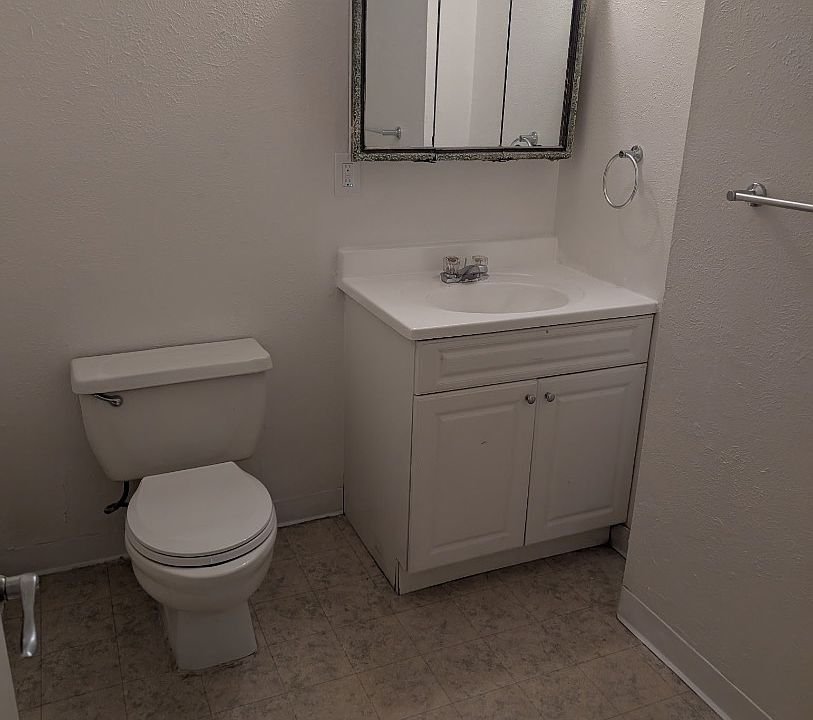 Unit Photo