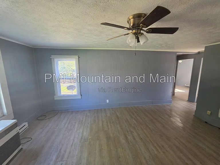 51 Summit St #1 — Photo 3