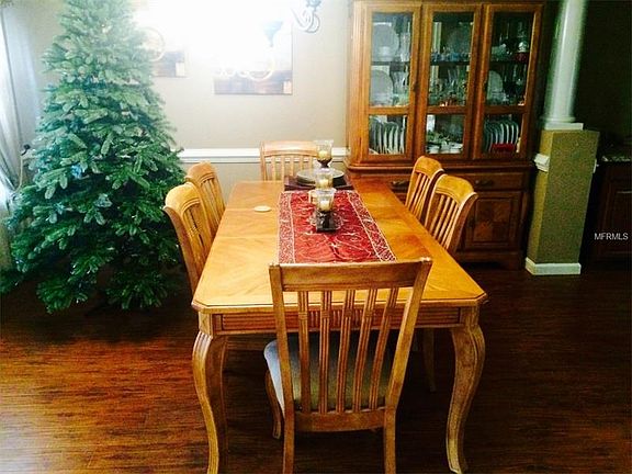 3rd image of 2719 Bartlet Dr