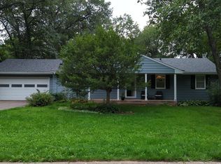 12901 April Ln, Minnetonka, MN 55305