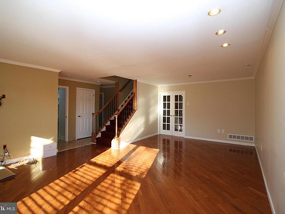 Living & Dining Area
