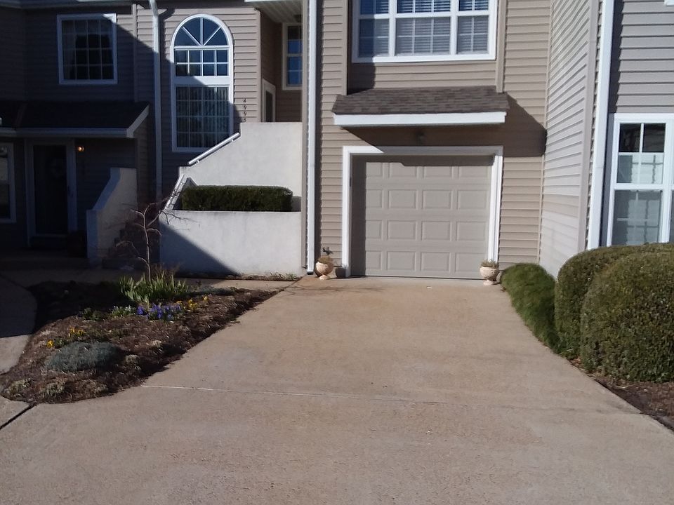 1st image of 4995 Cypress Point Cir