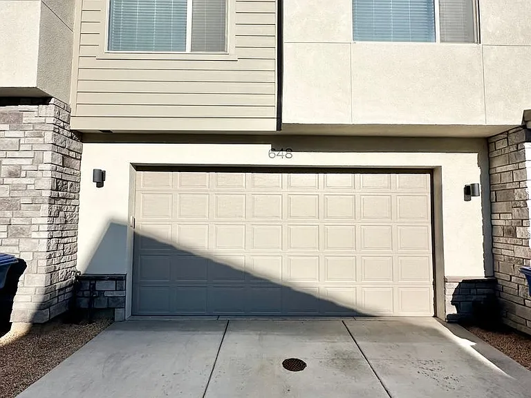 648 W Vermillion Wind Ln — Photo 28
