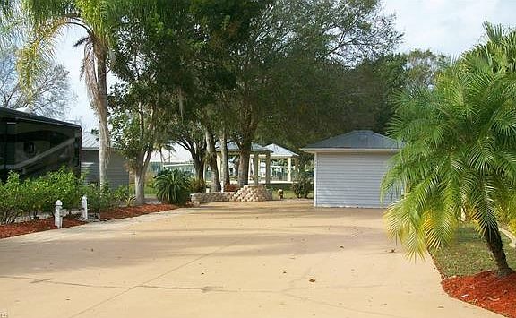 5th image of 5760 Brightwood Dr
