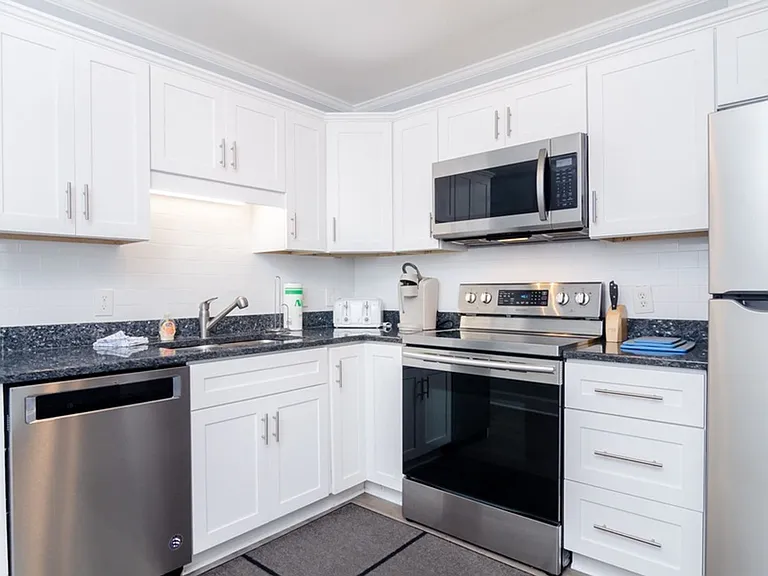 1404 Canal Dr #30 — Photo 8