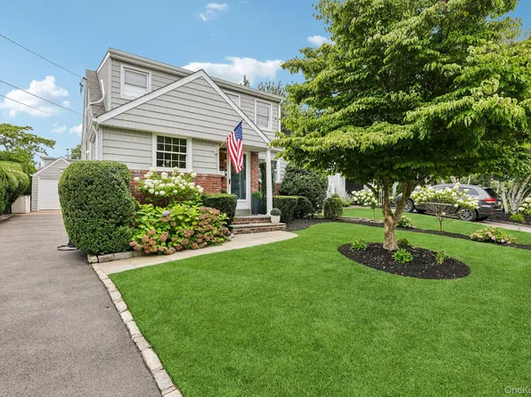 76 Highfield Avenue, Port Washington, NY 11050