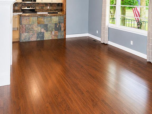 3rd image of 808 12th Ave NW