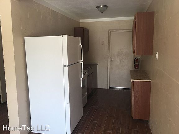 3rd image of 202 M A Board St APT 4