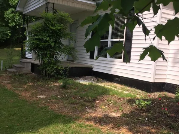 205 Skyline Dr, Harriman, TN 37748