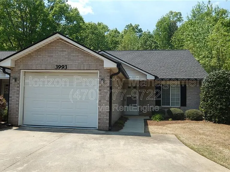 3993 Hidden Hollow Dr — Photo 1