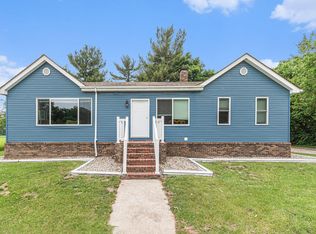 615 N Main St, Kouts, IN 46347