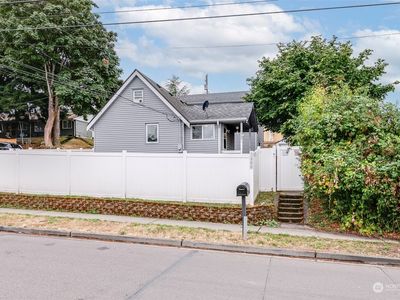3408 E Grandview Avenue, Tacoma, WA, 98404