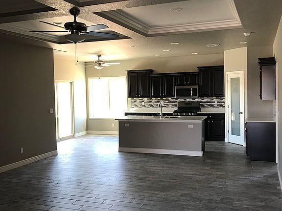 4th image of 2333 Ginger St