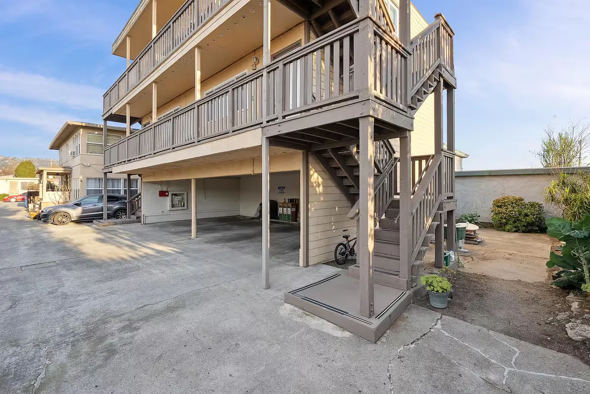 1 bed, 625 sqft, $2,200 — Photo 2