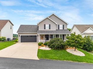 415 Arabela Ct, Morgantown, WV 26508