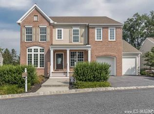 13 Tallgrass Path, Lancaster, PA 17602