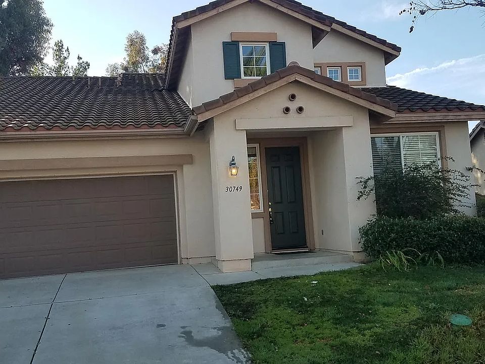 1st image of 30749 Point Woods Ct