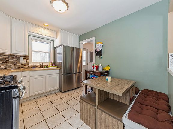 5th image of 1429 Walnut Dr