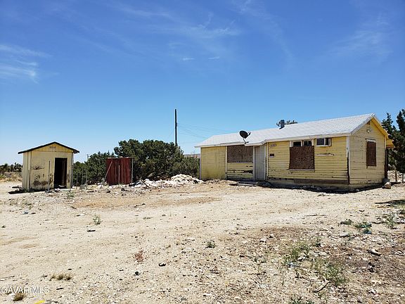 3rd image of 20649 E Avenue Y