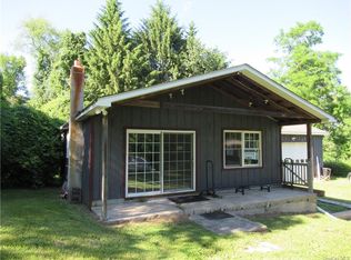 44 Buttonwood Rd, Dover Plains, NY 12522