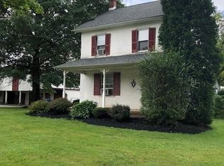 1064 Weikel Rd, Lansdale, PA 19446