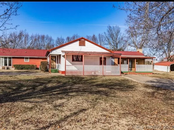 175 E B St, Atoka, OK 74525