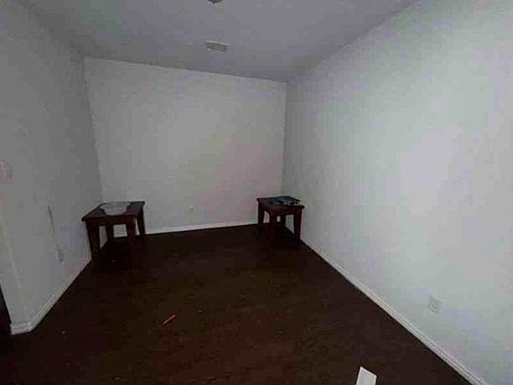 4th image of 10239 Plum Grove Rd