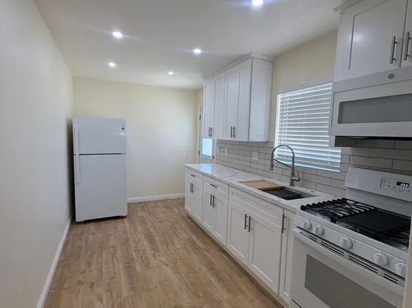 232-248 Wolff St, Oxnard, CA 93033