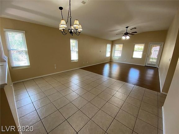 5th image of 4828 Lawnwood Ct