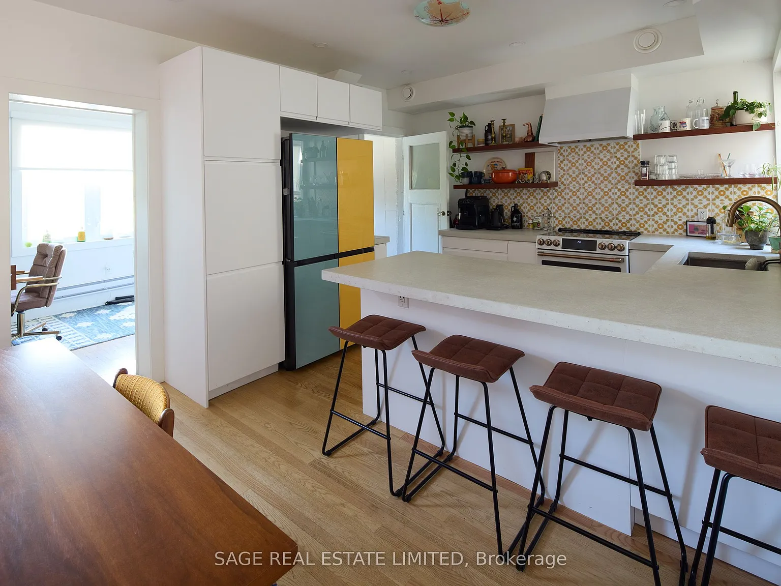 4 bed, $4,100 — Photo 3