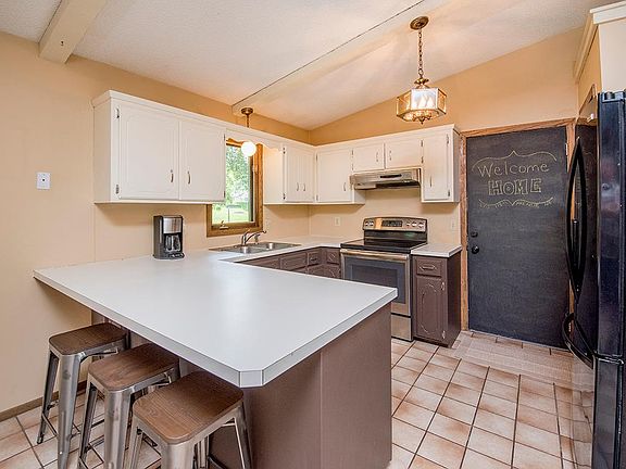 5th image of 680 115th Ave NE