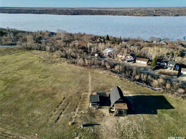 100 Tower ROAD, Buena Vista, SK S0G 4C0