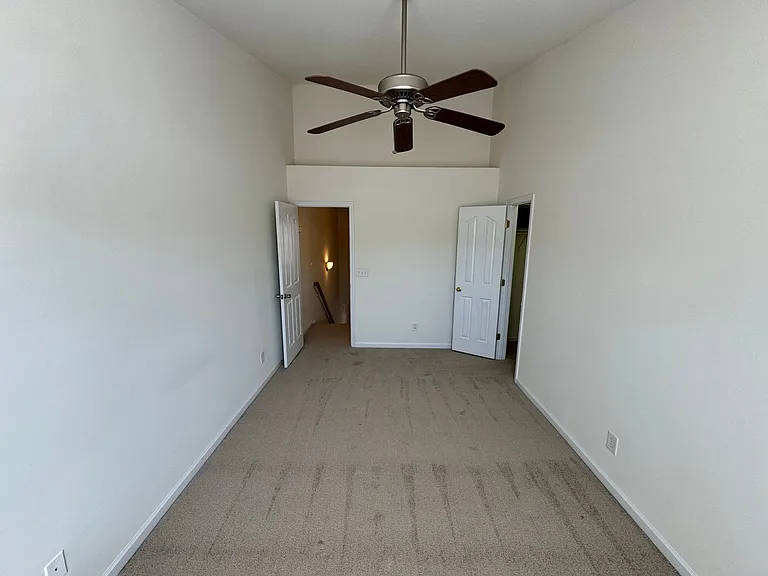 6918 Creft Cir — Photo 9