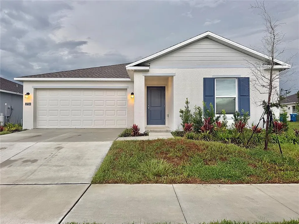 2704 Pioneer Trl