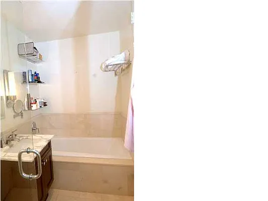 Sold by Michel Madie Real Estate Services | media 17