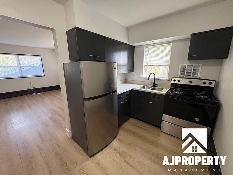 615 W 15th St #700-S — Photo 16